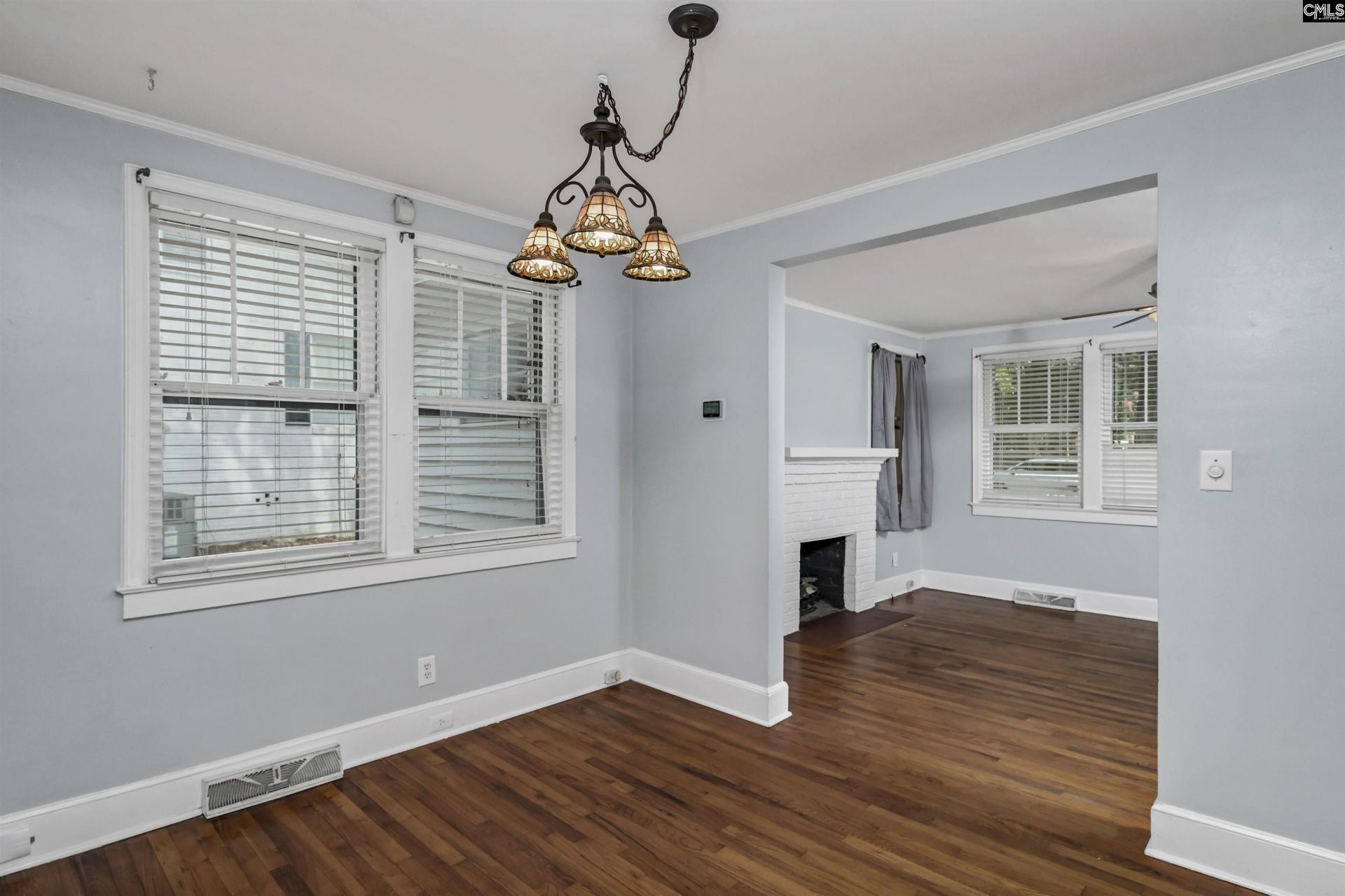 3814 Wilmot Avenue Photo 9