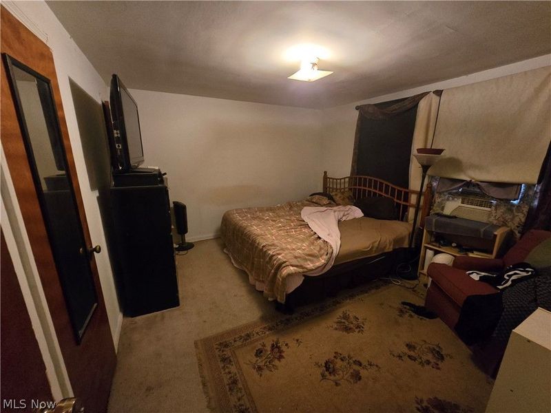 4069 Hinsdale Road, Cleveland, OH 44121 Photo 7