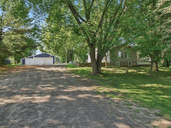 1054 County Road 6 NE, Stanchfield, MN 55080
