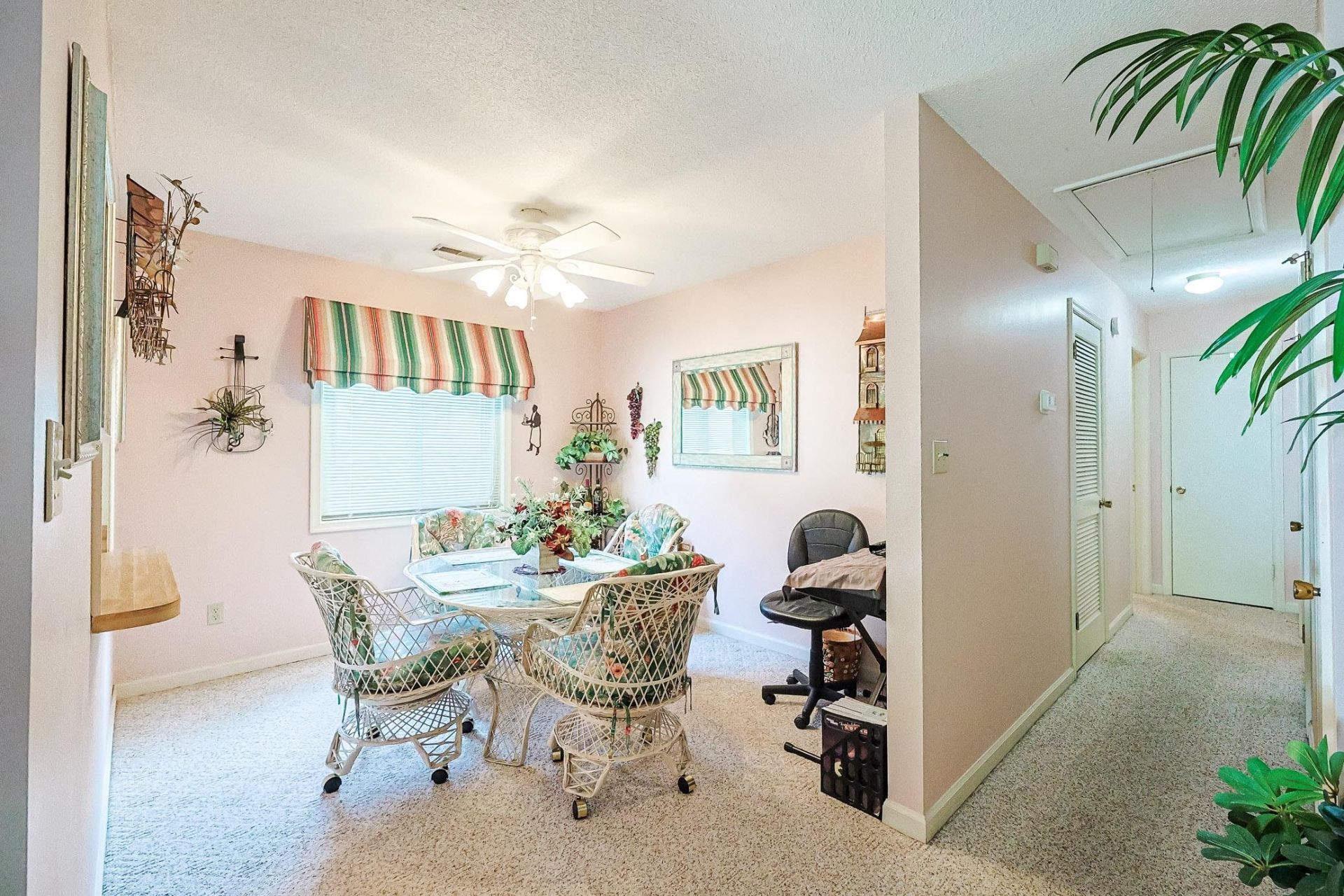 1460 Turkey Ridge Rd. Photo 25