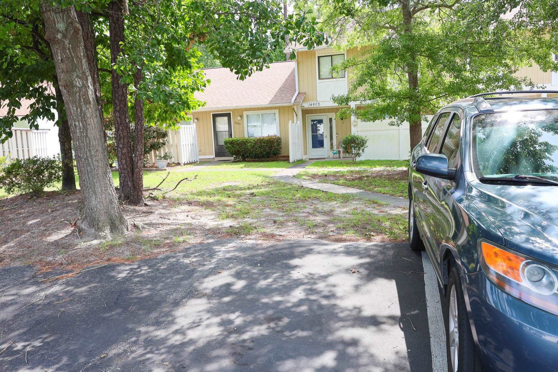 1460 Turkey Ridge Rd. Photo 6