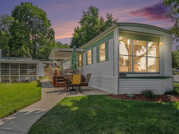 288 Paradise Island Drive, Coldwater, MI 49036