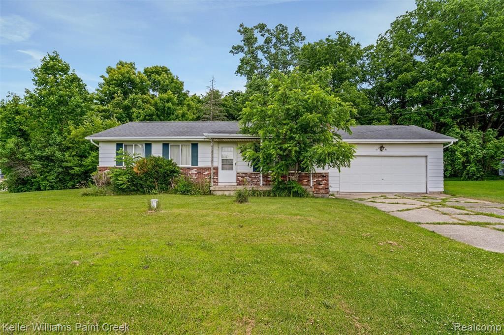 6427 Gale Road, Atlas Township, MI 48411 Main Photo