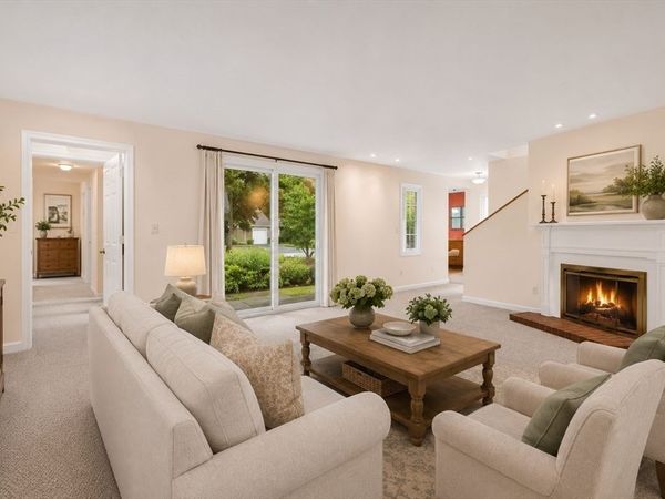 12 Steepletree Lane, Unit 12, Wayland, MA 01778