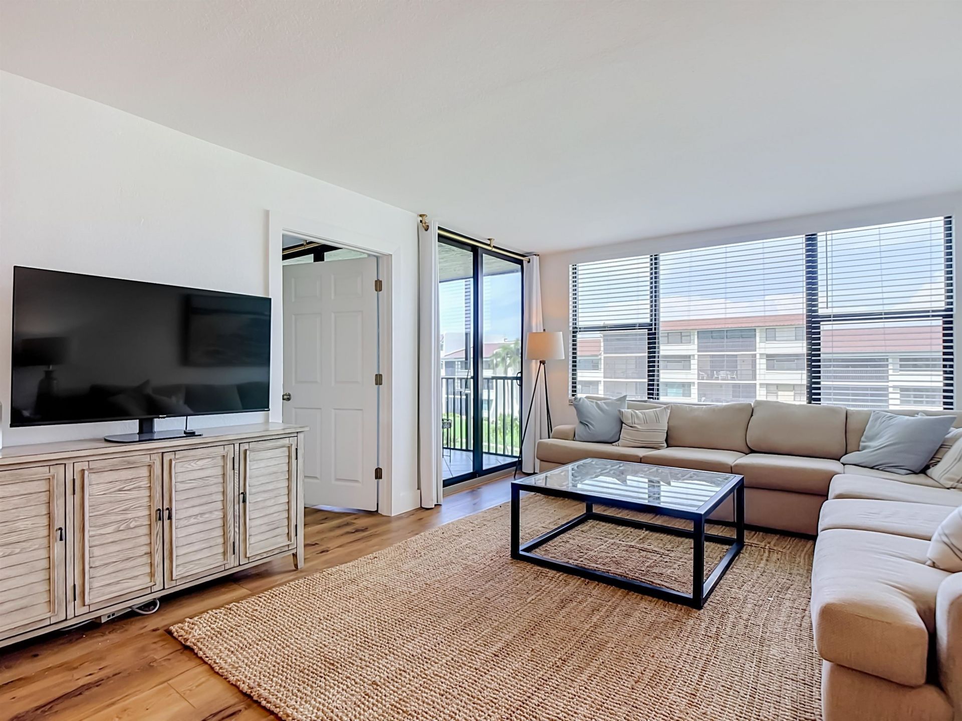 979 E Gulf Dr, Unit D433, Sanibel, FL 33957 Photo