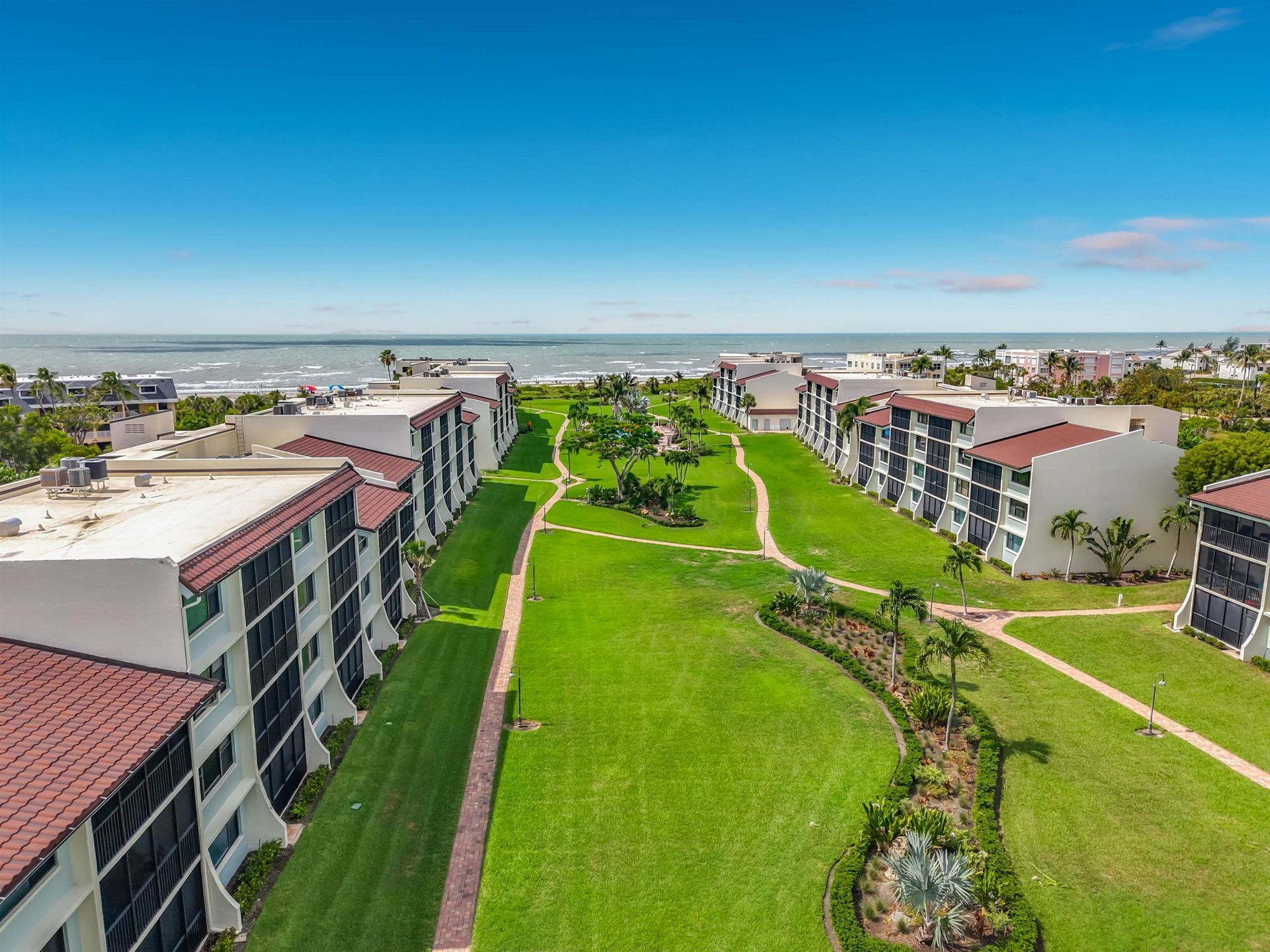 979 E Gulf Dr, Unit D433, Sanibel, FL 33957 Photo