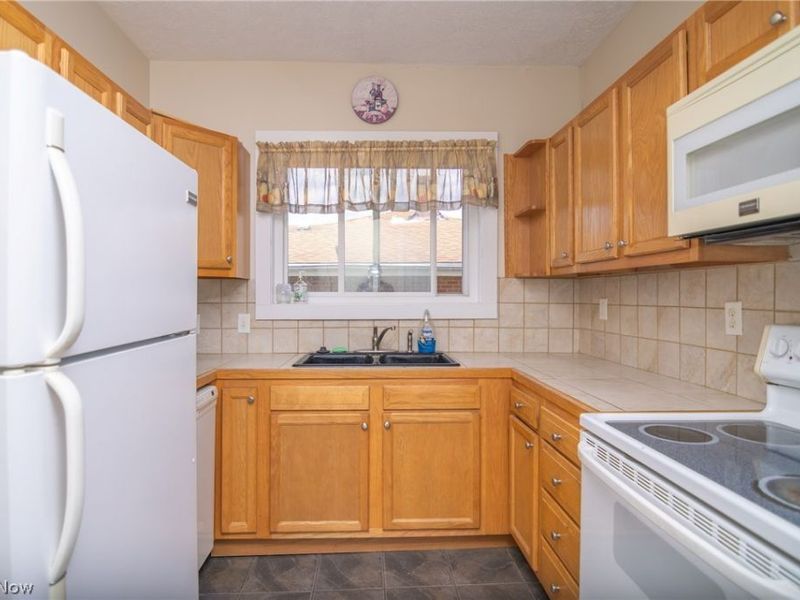 616 Buena Vista Boulevard, Steubenville, OH 43952 Photo 7