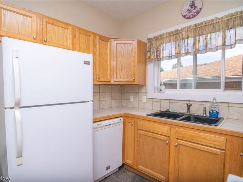 616 Buena Vista Boulevard, Steubenville, OH 43952 Photo 8
