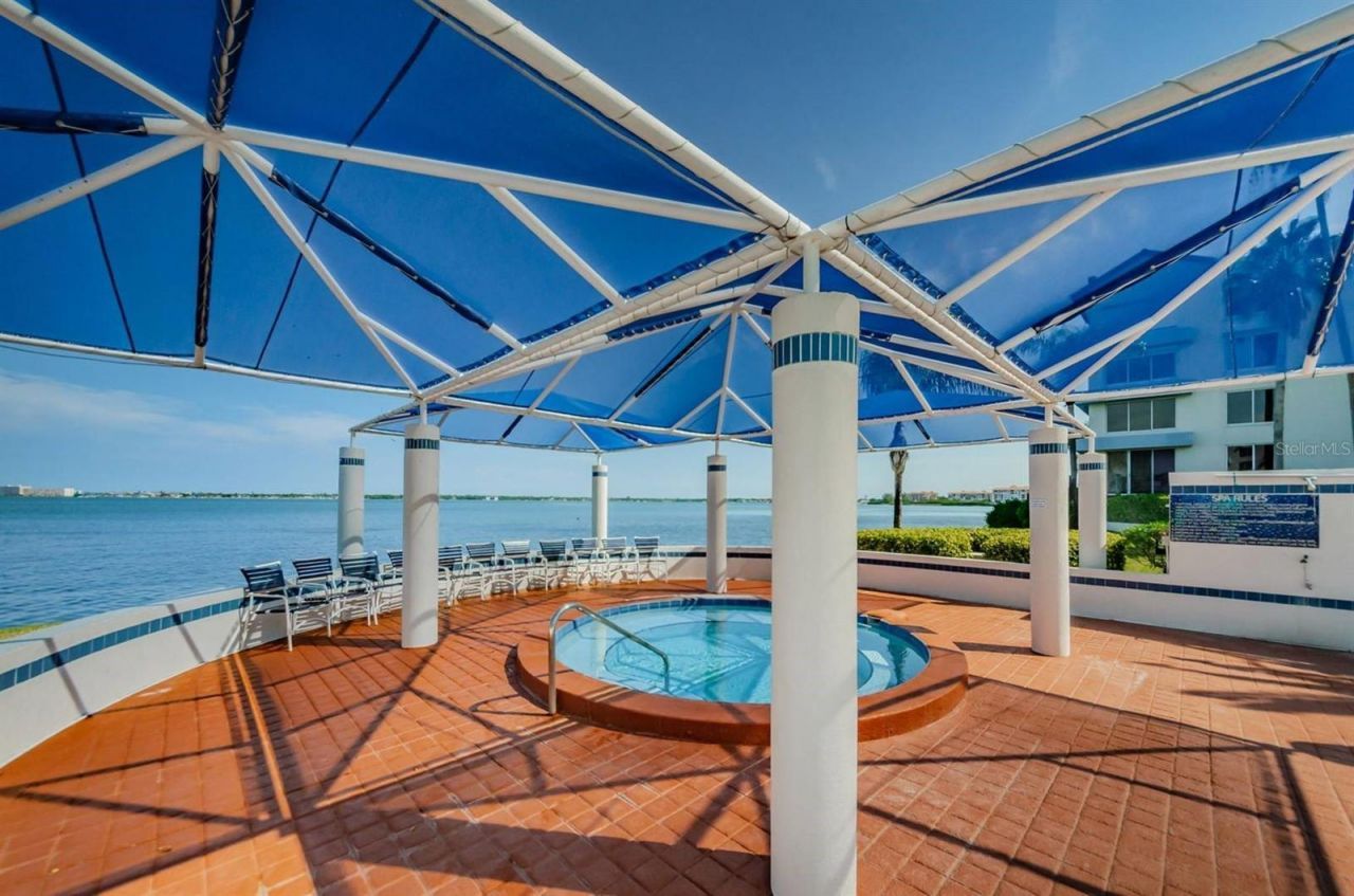 5151 Isla Key Boulevard S, Unit 220, Saint Petersburg, FL 33715 Photo
