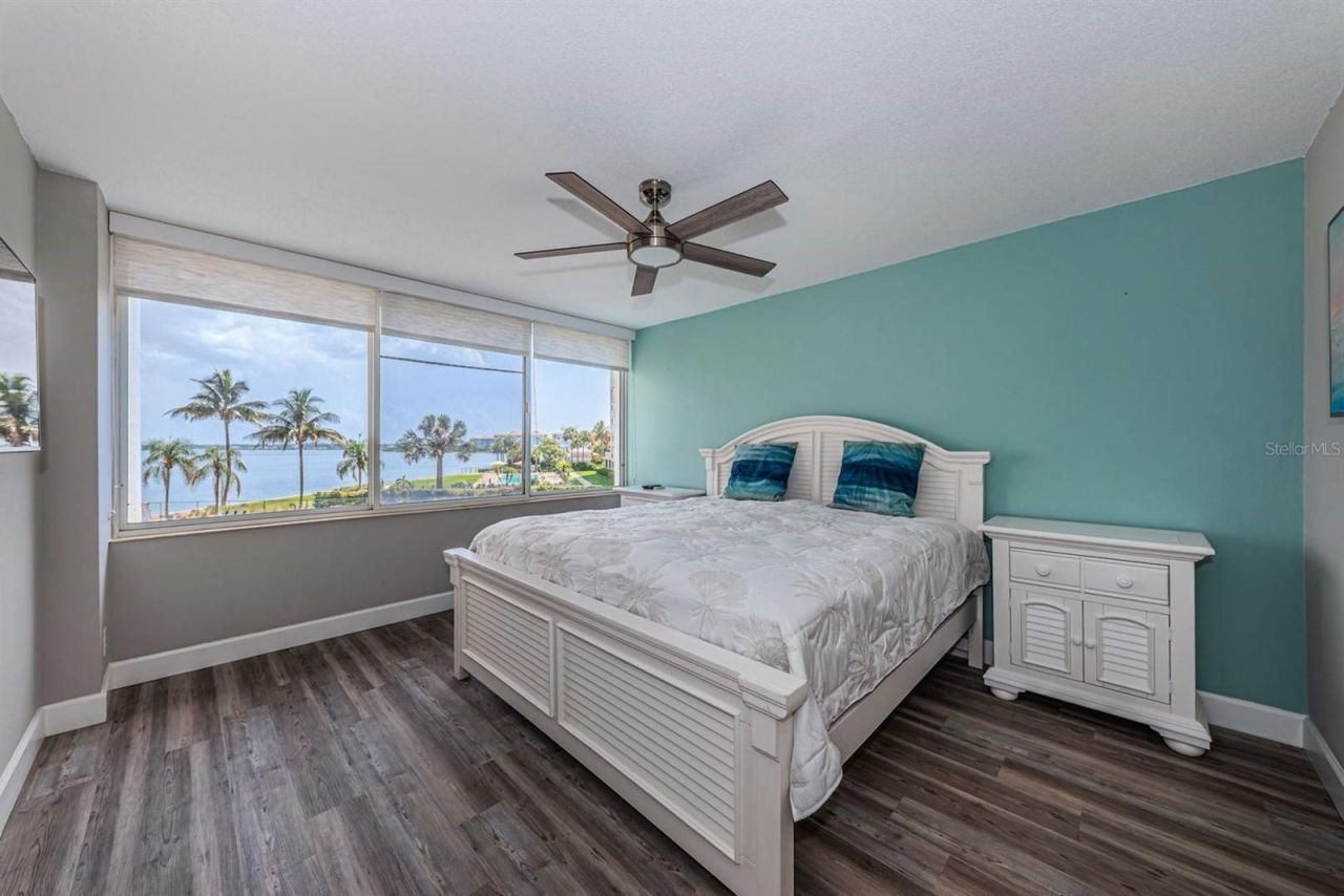 5151 Isla Key Boulevard S, Unit 220, Saint Petersburg, FL 33715 Photo