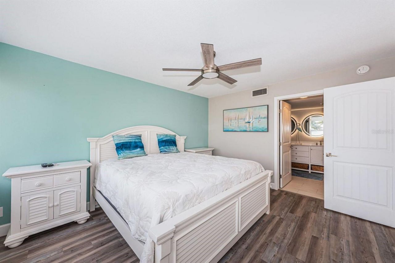 5151 Isla Key Boulevard S, Unit 220, Saint Petersburg, FL 33715 Photo