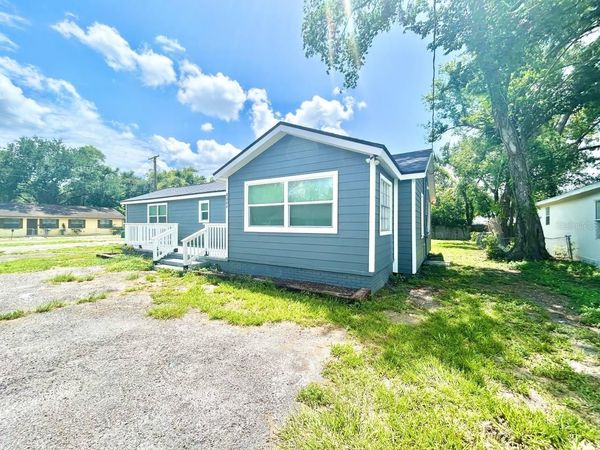 8004 N MARKS STREET , TAMPA, FL 33604