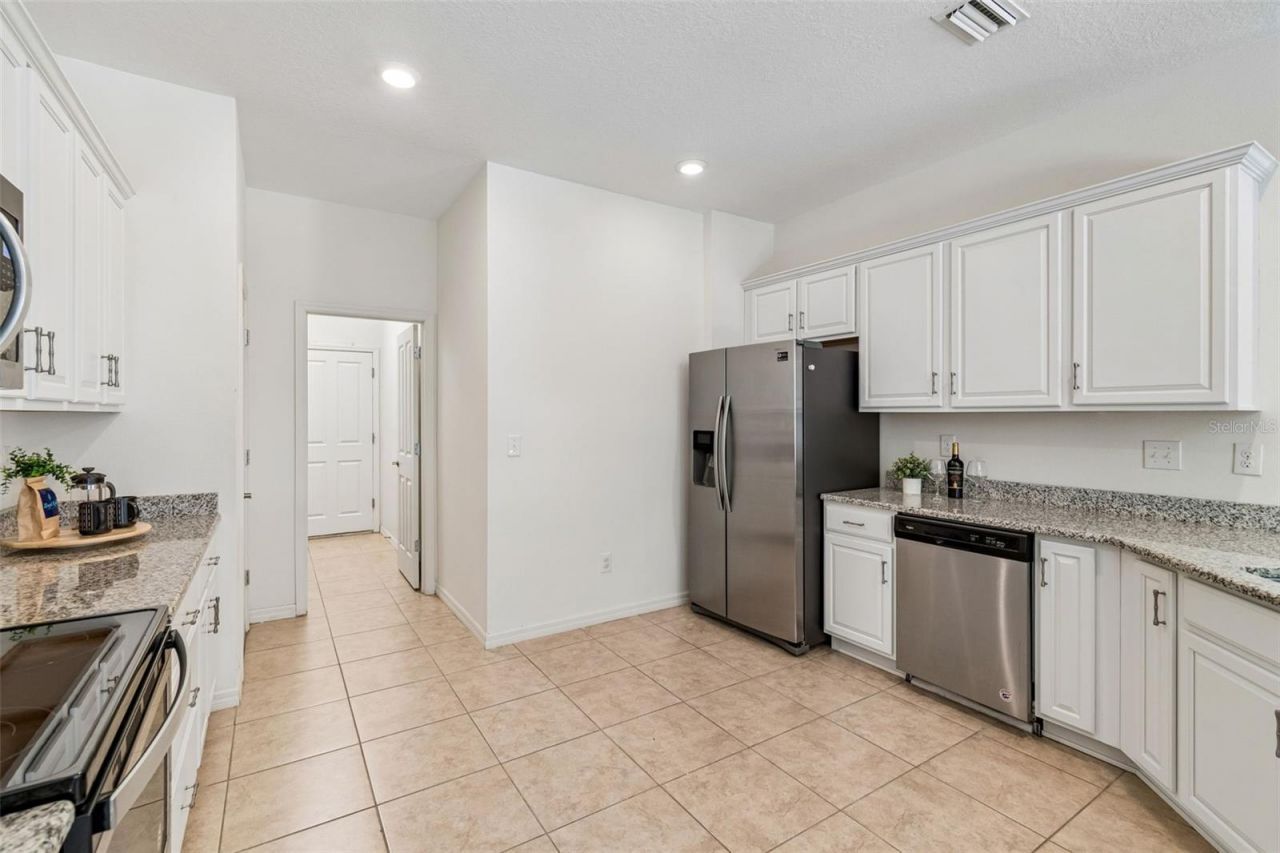 7612 Sunshine Bridge Avenue, Gibsonton, FL 33534 Photo