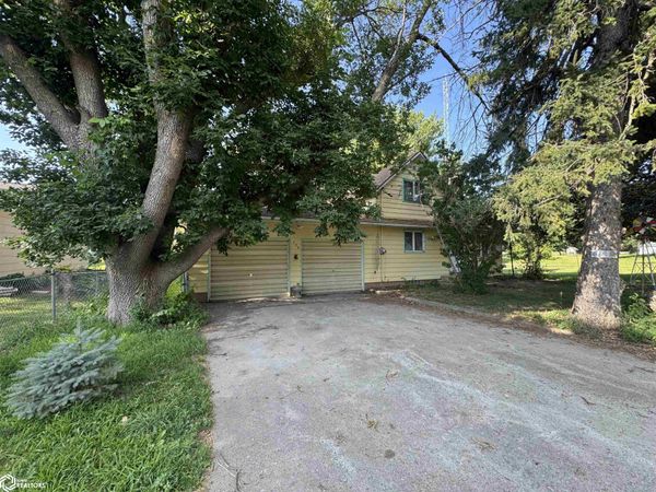704 3rd Avenue, Livermore, IA 50558