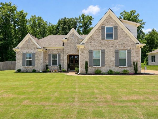 415 S CHINKAPIN DR, Atoka, TN 38004