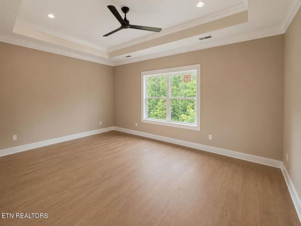 NW Lt 99 Falcon Crest Subdivision Drive, Cleveland, TN 37312