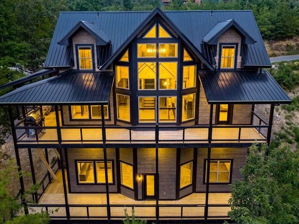 3123 Laughing Pine Lane , Sevierville, TN 37862