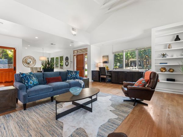 201 CHICHESTER PL, Alamo Heights, TX 78209