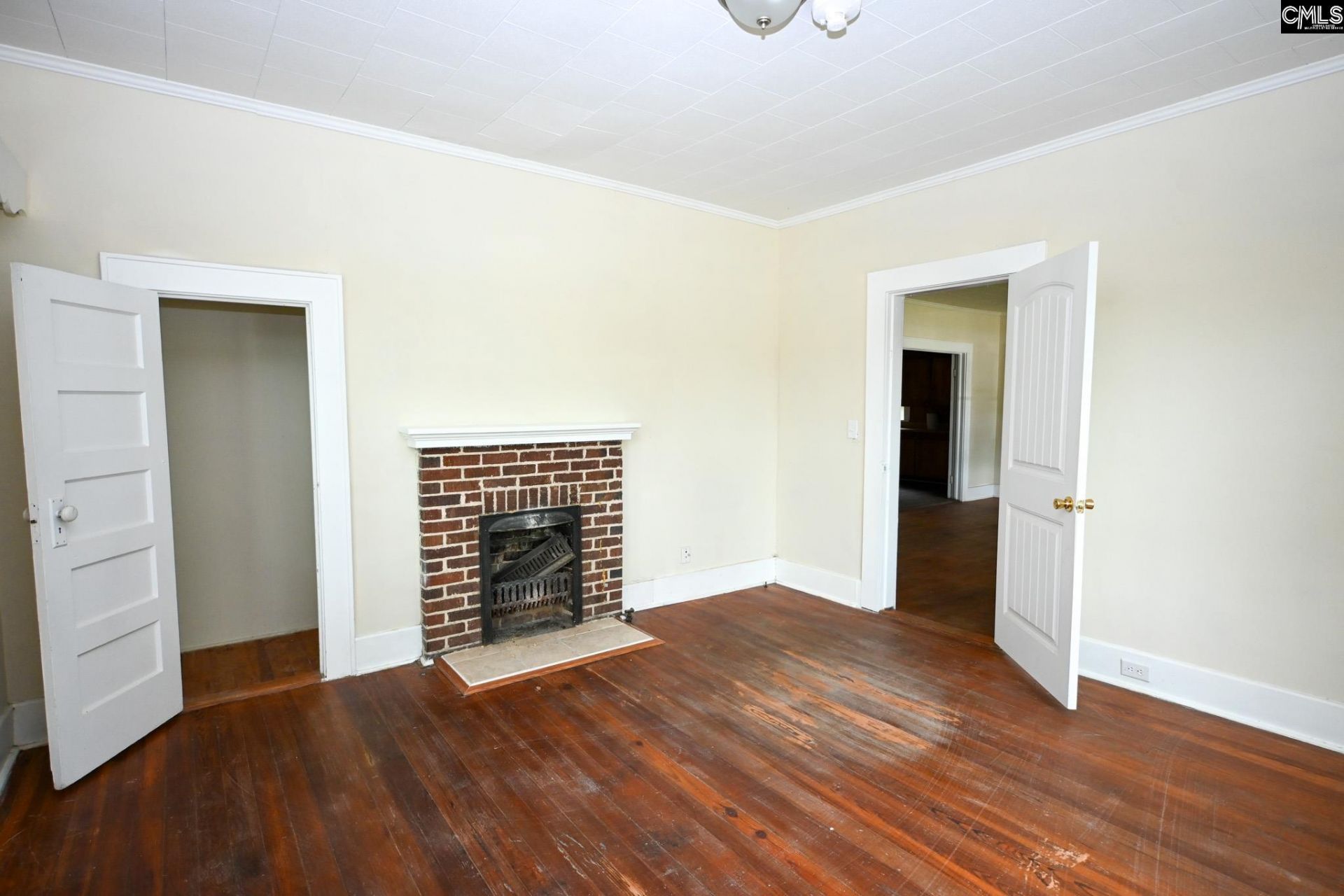 109 S Lee Street Photo 11
