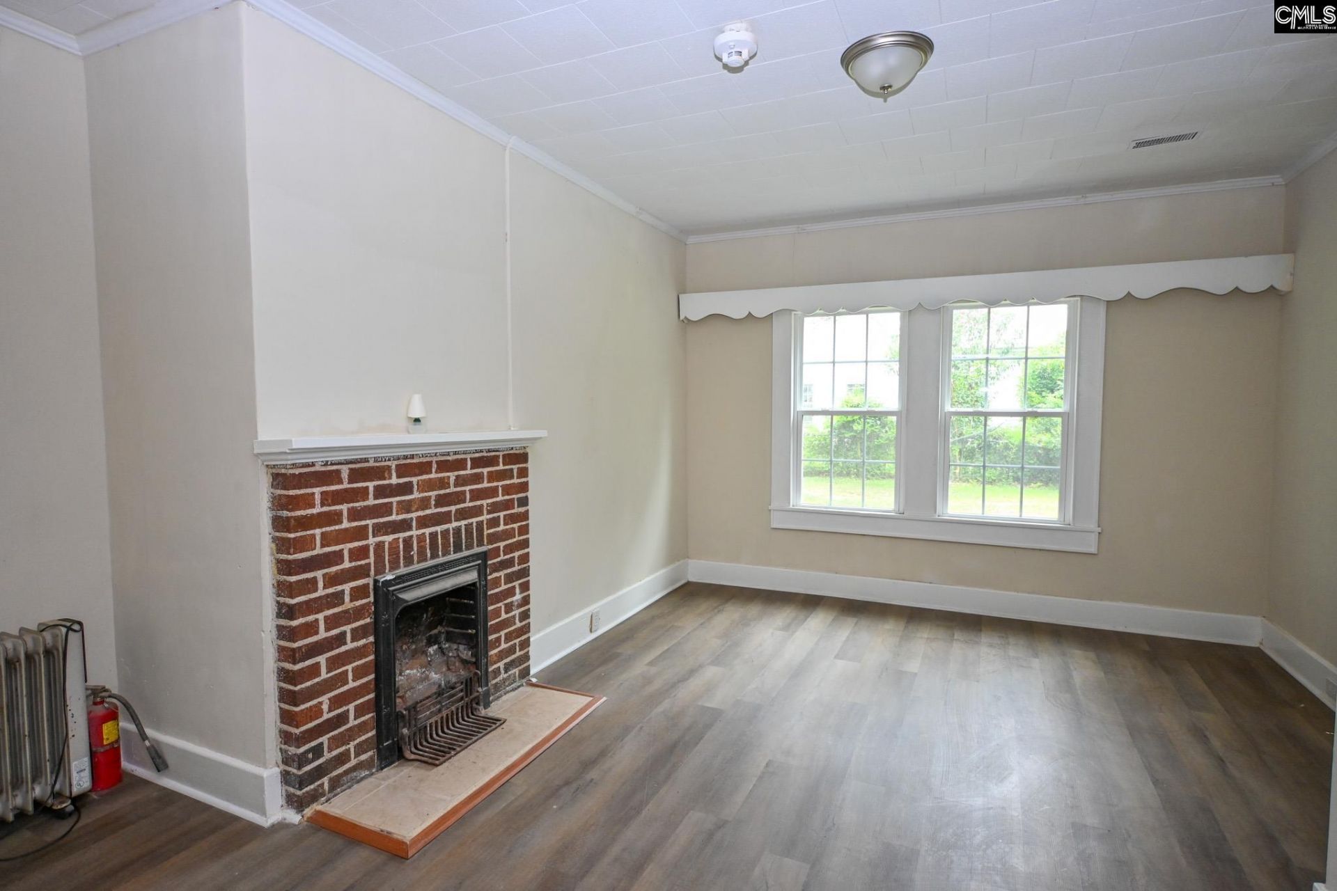 109 S Lee Street Photo 13