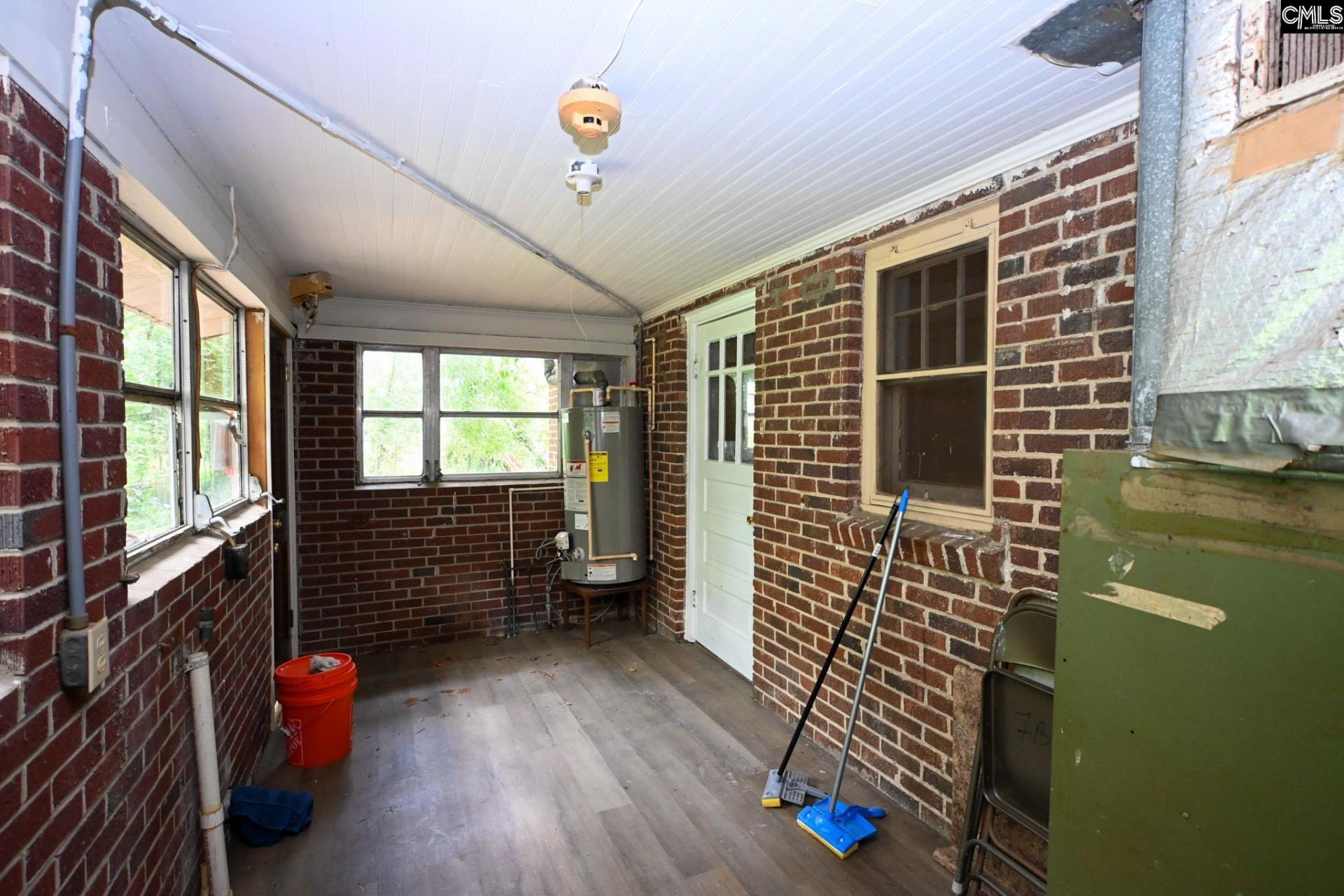 109 S Lee Street Photo 31