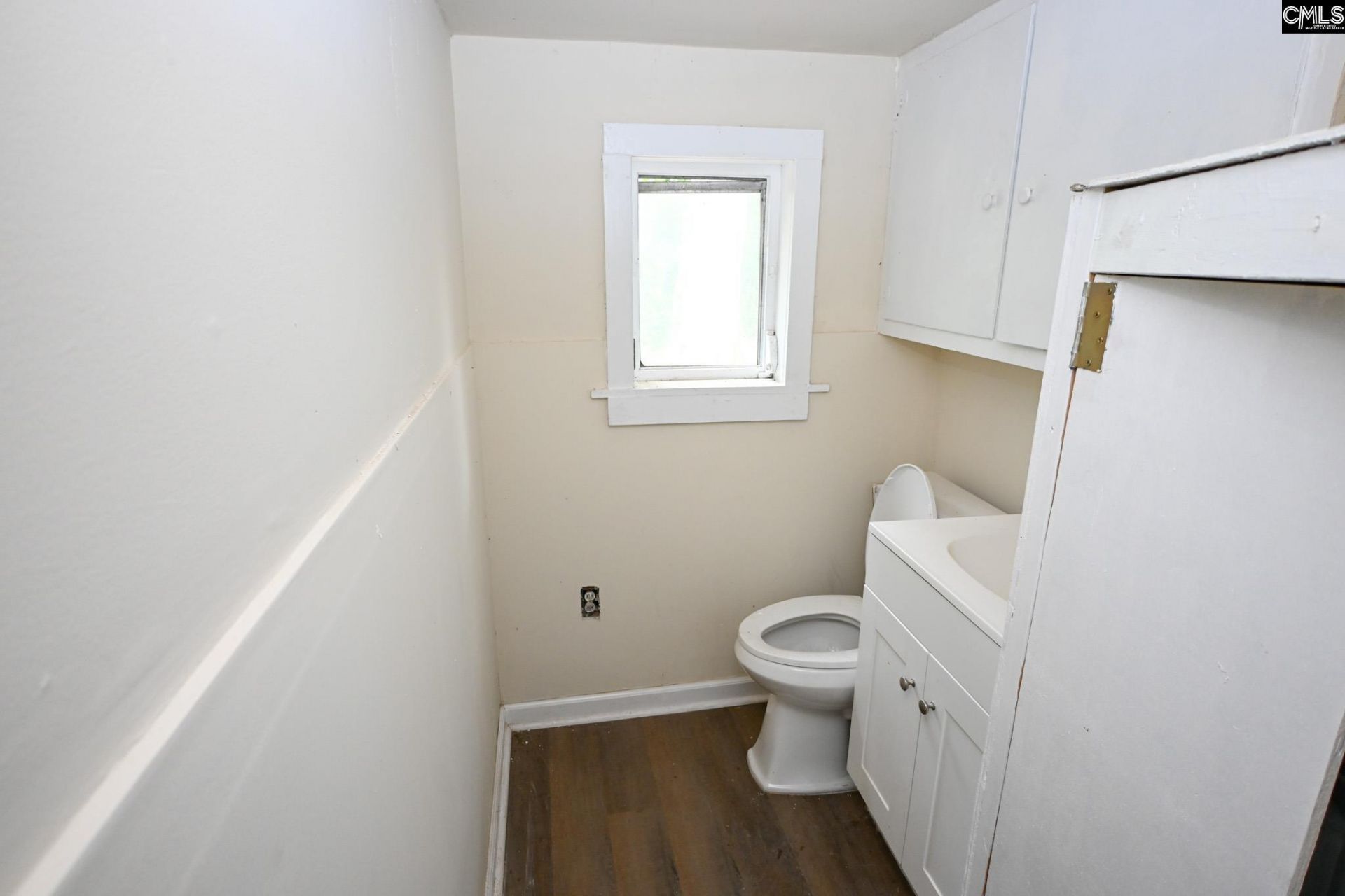 109 S Lee Street Photo 8