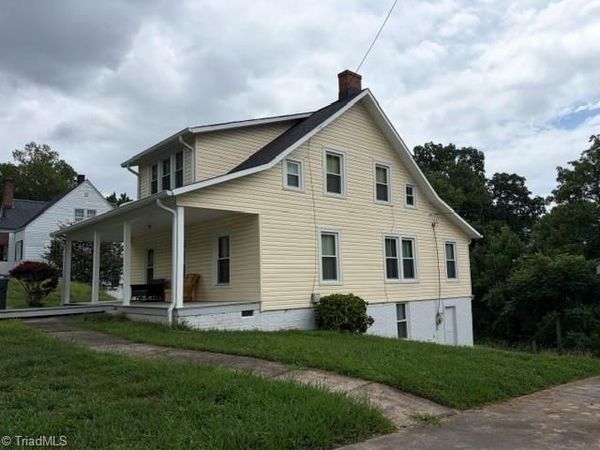 911 I Street , North Wilkesboro, NC 28659