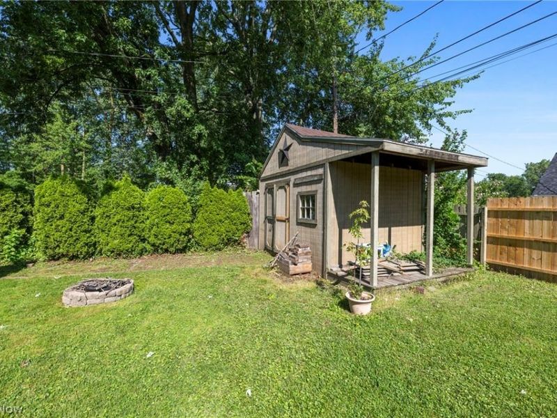 4845 Redwood Drive , Sheffield Lake, OH 44054 Photo 33