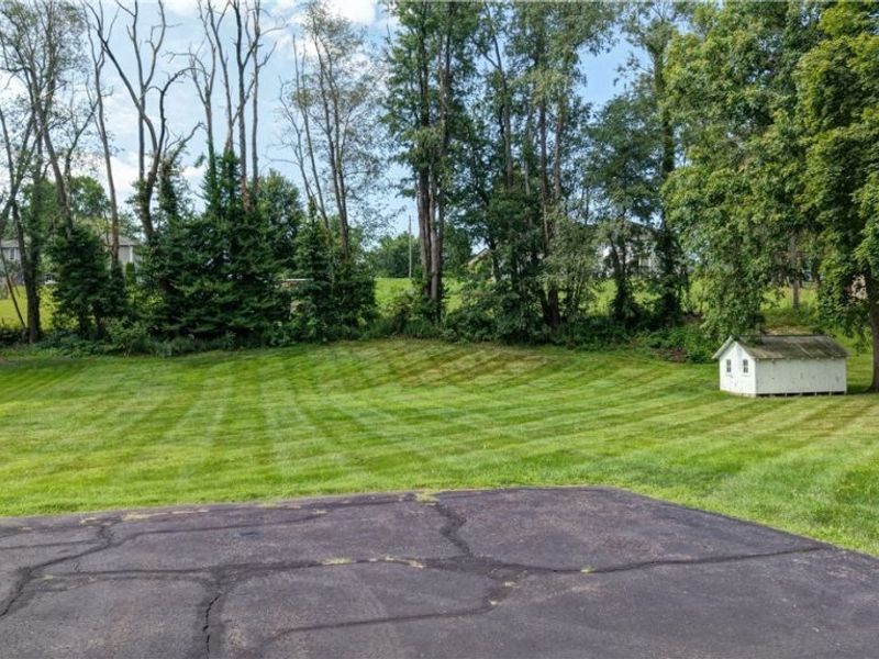 105 Prospect Street, Baltic, OH 43804 Photo 3