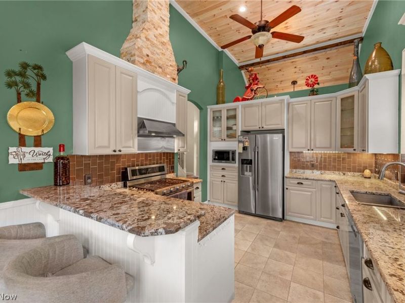 20521 Leana Court, Strongsville, OH 44149 Photo 7