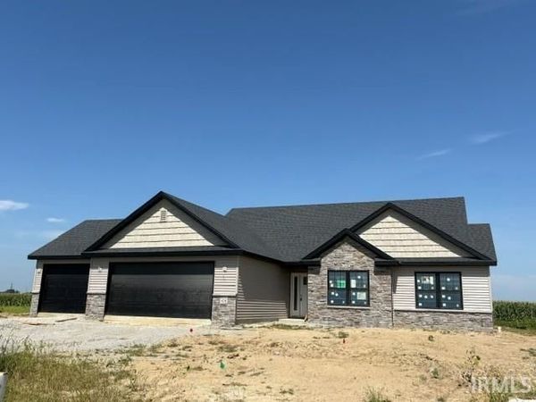 424 N McNeal Circle, Ossian, IN 46777