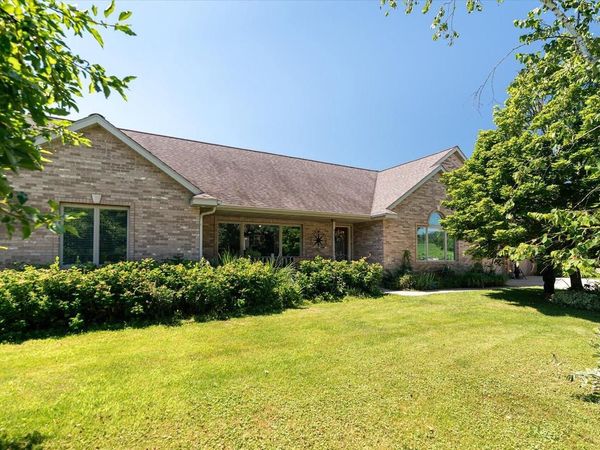W20841 Brenegan LANE, Galesville, WI 54630