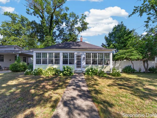 1210 Ruddiman Drive, Muskegon, MI 49445
