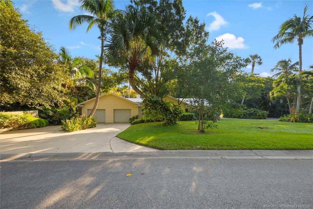 24/22 Via Lucindia Drive, Sewalls Point, FL 34996 Photo