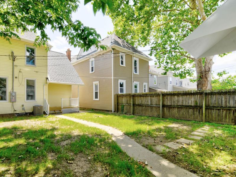 644 E Whittier Street , Columbus, OH 43206 Photo 32