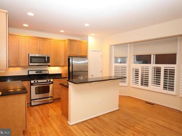 1829 16TH STREET N , ARLINGTON, VA 22209