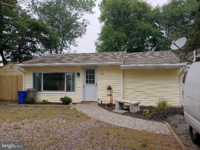 418 Beach Boulevard, Forked River, NJ 08731 Main Photo