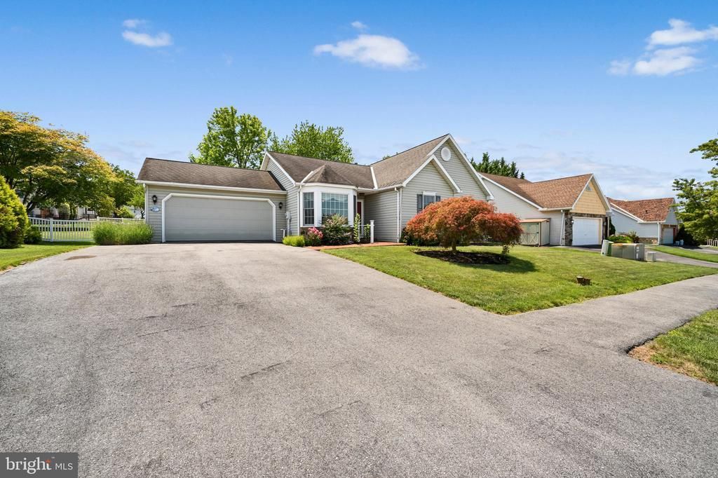 114 HILL ROAD , BLANDON, PA 19510