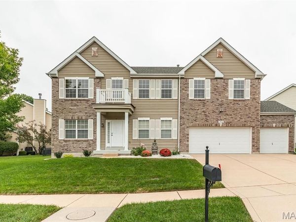 1508 Legacy Circle, Fenton, MO 63026