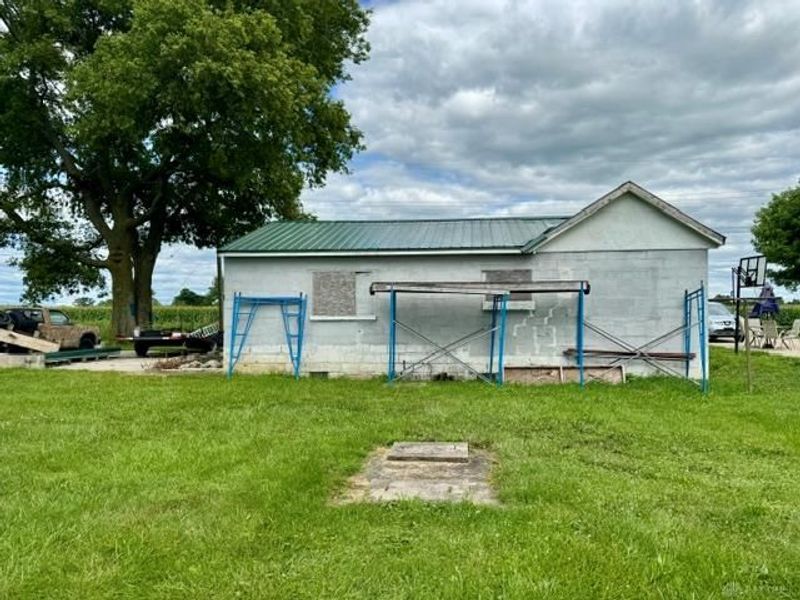 460 N Sayers Road, Troy, OH 45373 Photo 5