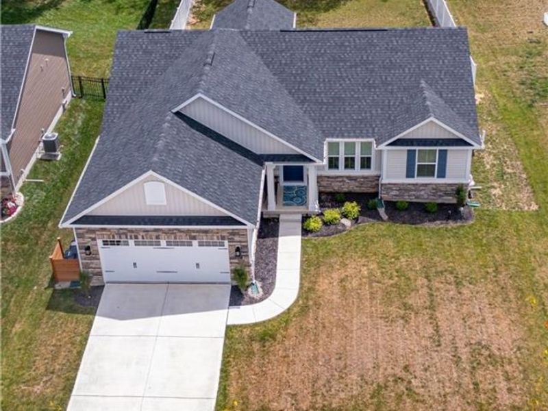 1047 Brooke Lane, Xenia, OH 45385 Photo 3
