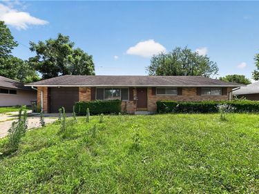 2196 Owendale Drive, West Carrollton, OH 45439