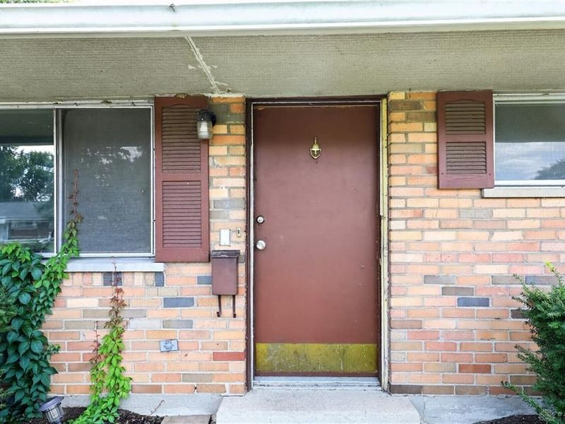 2196 Owendale Drive, West Carrollton, OH 45439 Photo 4