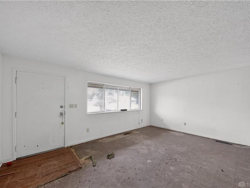 2196 Owendale Drive, West Carrollton, OH 45439 Photo 6