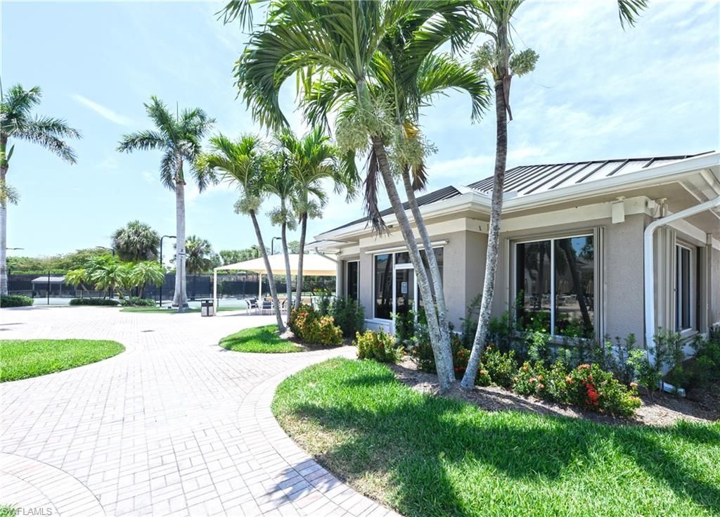 1960 Timarron Way, Naples, FL 34109 Photo