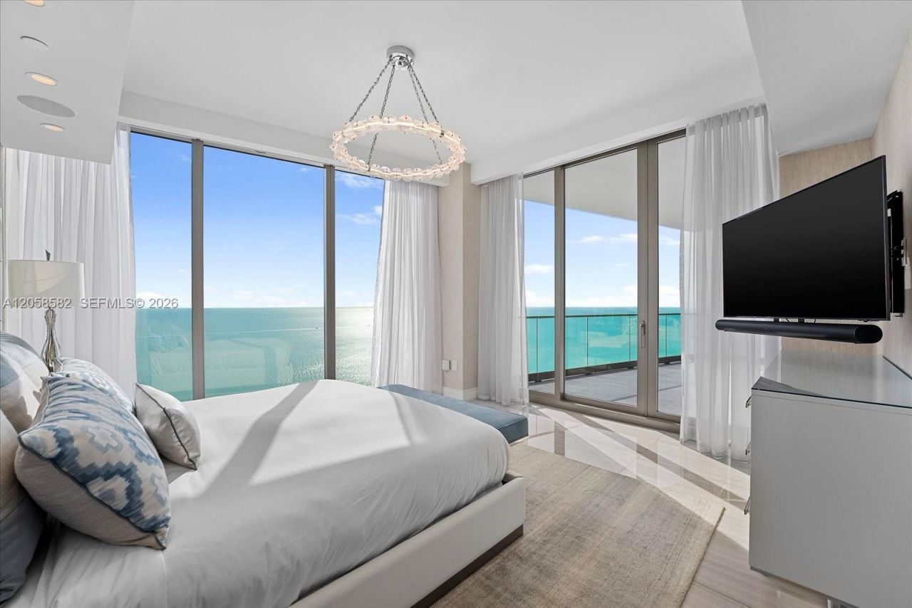 17901 Collins Ave, Unit 3004, Sunny Isles Beach, FL 33160 Photo