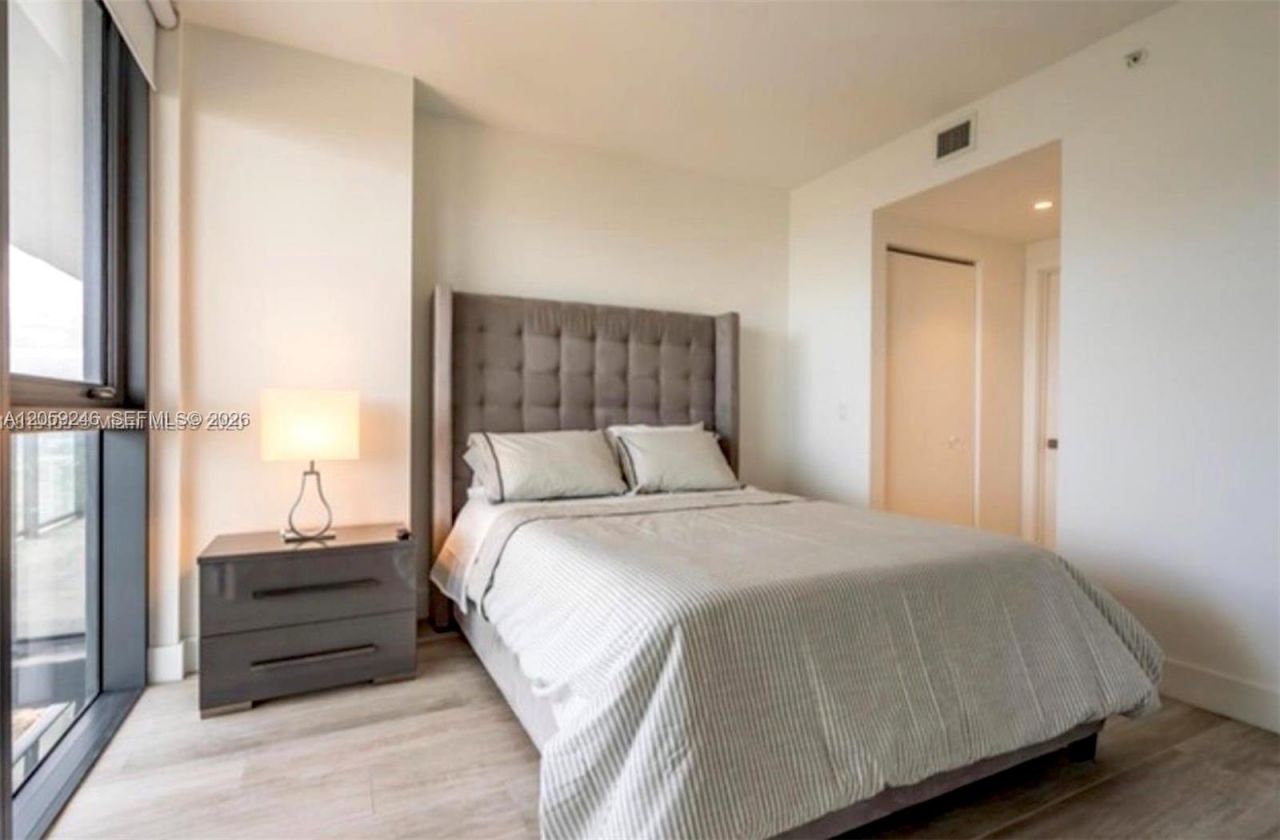 121 NE 34th St , Unit 3105, Miami, FL 33137 Photo