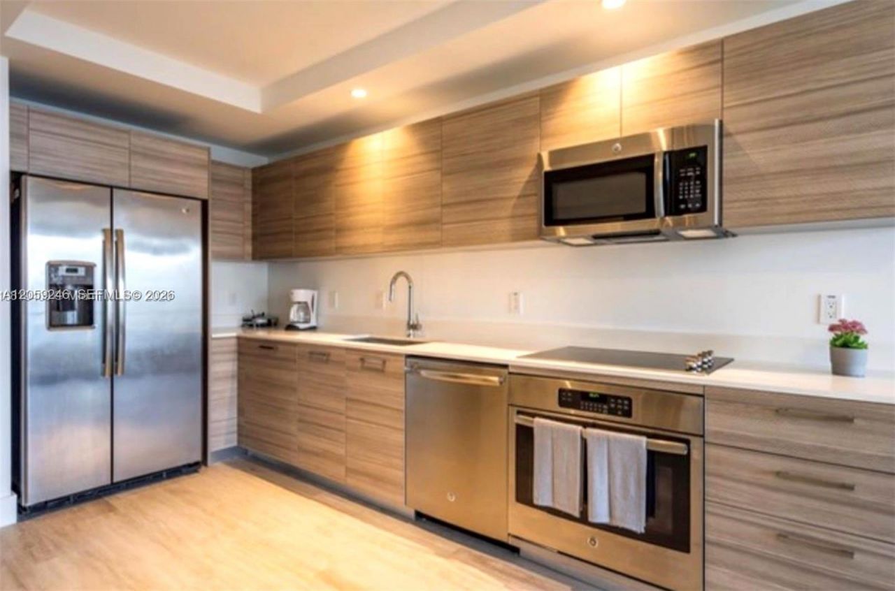 121 NE 34th St , Unit 3105, Miami, FL 33137 Photo