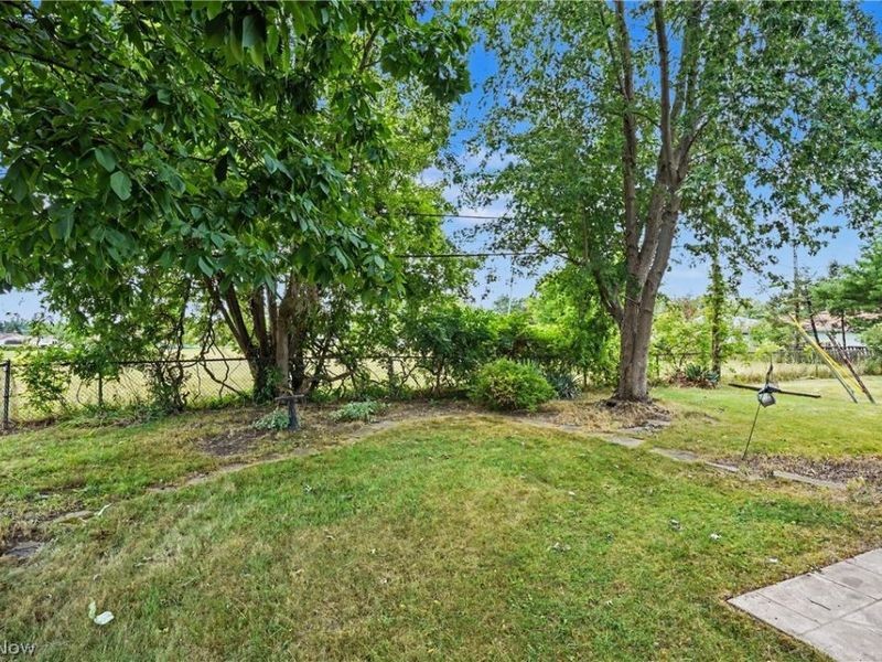 11905 Ronald Drive, Parma, OH 44130 Photo 29