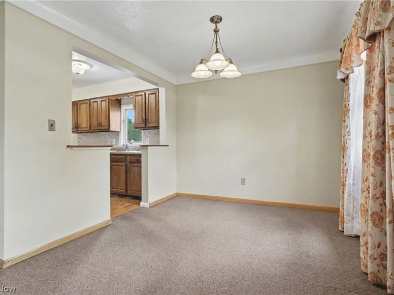 11905 Ronald Drive, Parma, OH 44130 Photo 7